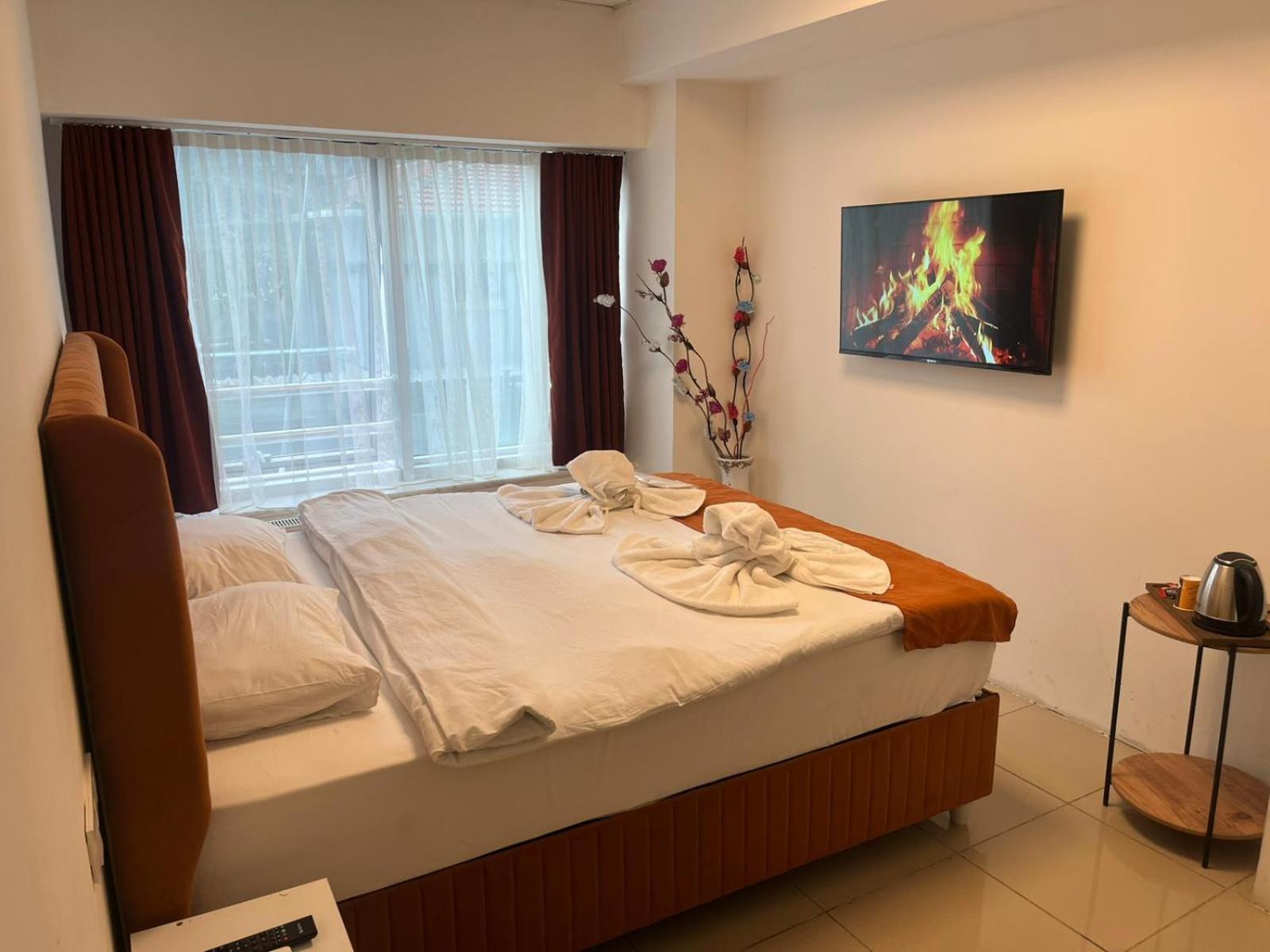 Kadikoey Bull Hotel อิสตันบูล ภายนอก รูปภาพ