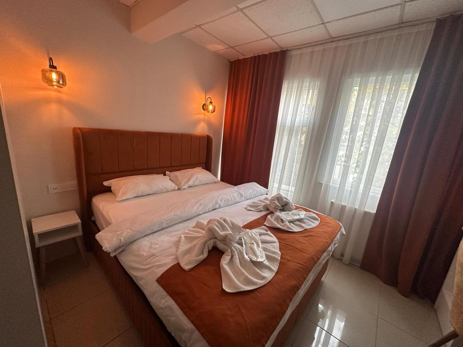 Kadikoey Bull Hotel อิสตันบูล ภายนอก รูปภาพ
