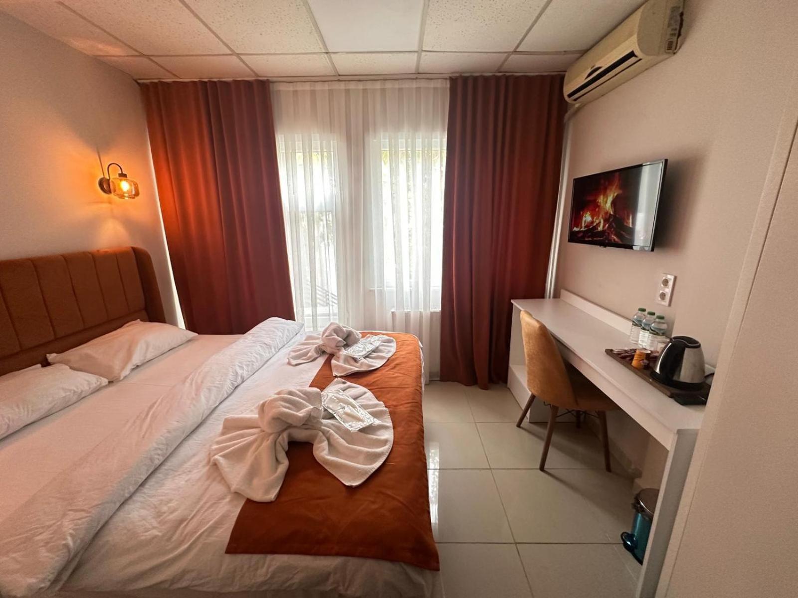Kadikoey Bull Hotel อิสตันบูล ภายนอก รูปภาพ